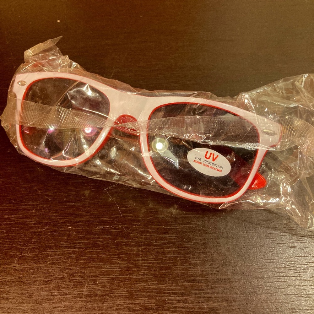 New Fiat 500 Wayfarer Style Sunglasses Red